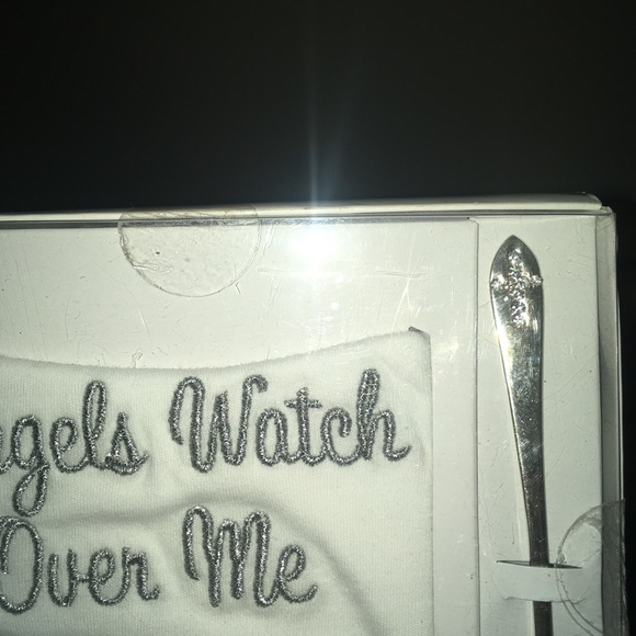 Embroidered Bib & Diamond Spoon - Picture 3 of 6